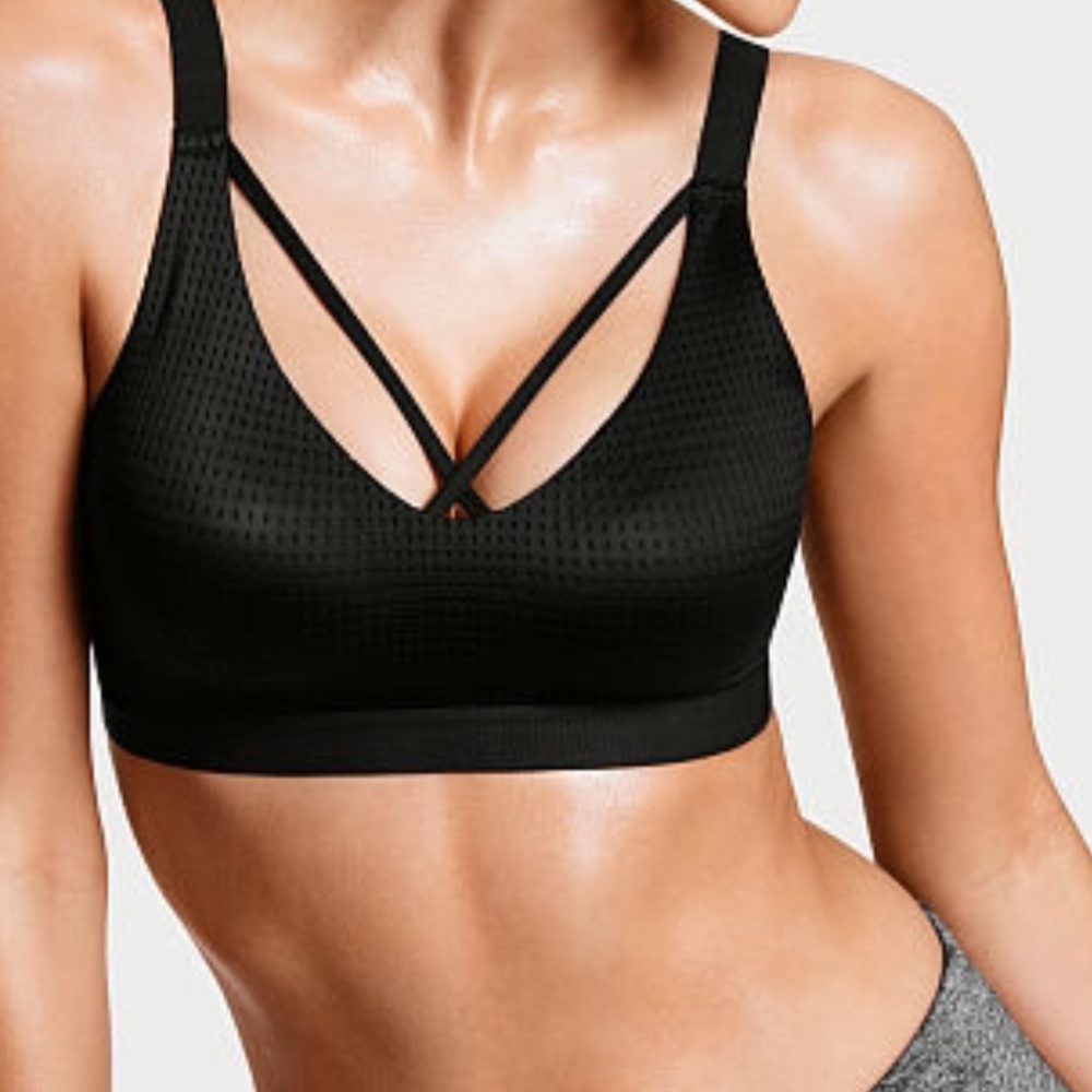 Lightweight by Victoria Sport Bra M Sealed